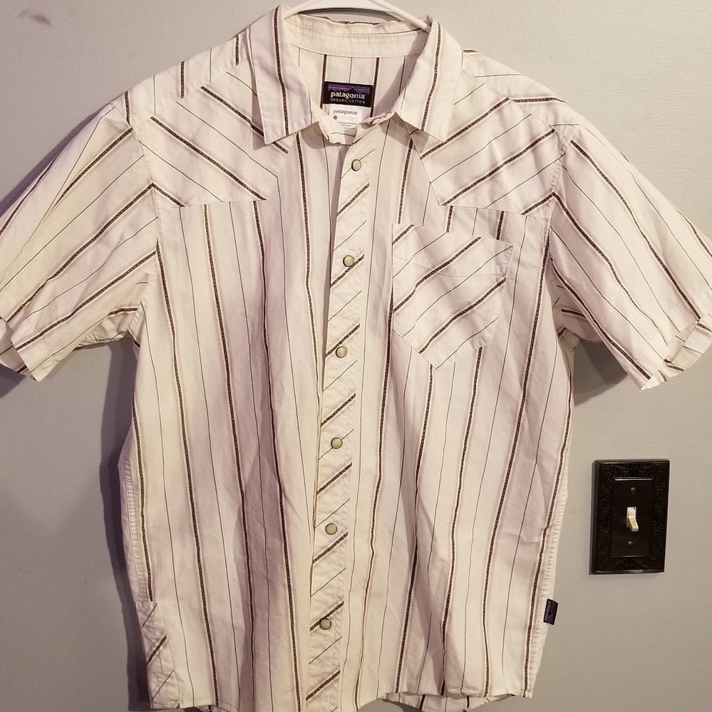 Patagonia Organic Cotton Short Sleeve Button Up